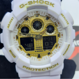 G-Shock Automático Branco com Fundo Dourado