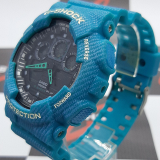 G-Shock Automático Azul com Fundo Preto