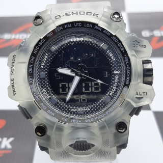 G-Shock Rangeman Translucent Fundo Preto e Detalhes Pretos