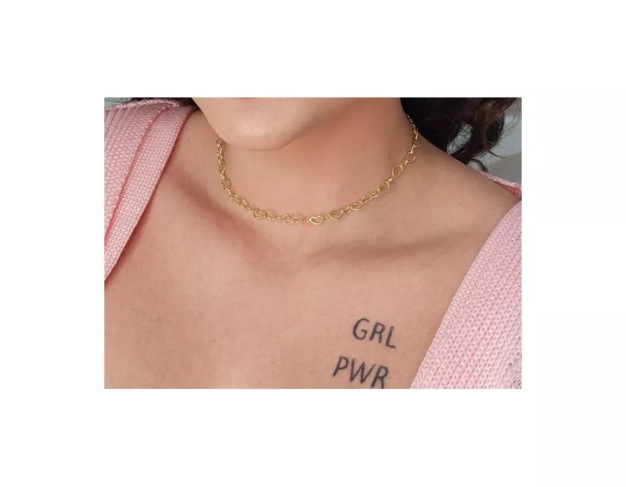 Choker com Coração Vazado Pequeno Interligado Banhado em Ouro 18k