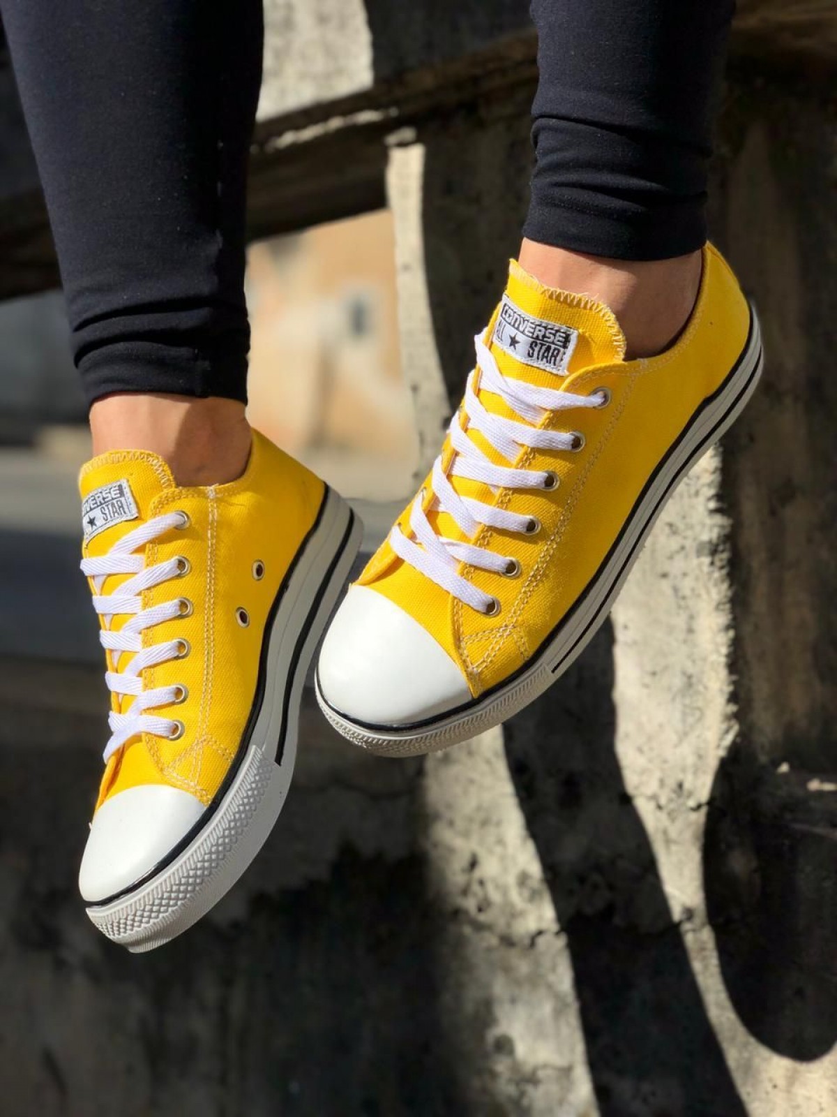 Tênis Cano Curto All Star Feminino Amarelo
