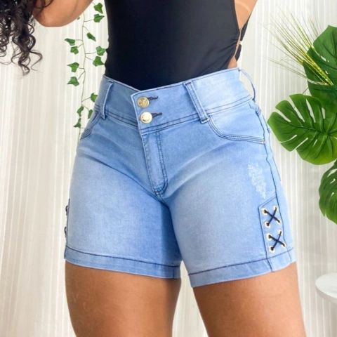Short Meia Coxa Claro C Ilhos