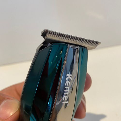 Barbeador E Aparador De Pelos Portátil USB Kemei Verde Metal