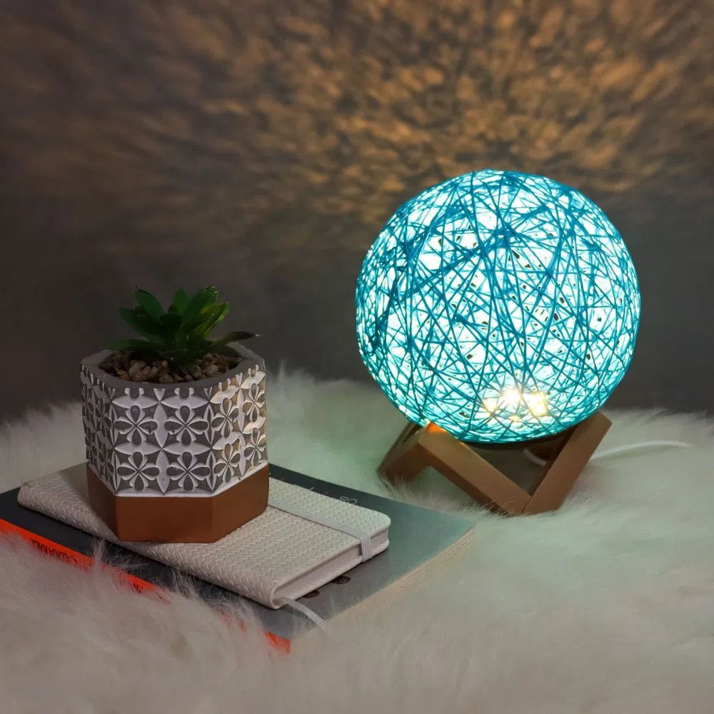 Luminária Bola De Barbante Abajur USB Luz Led Colorido Decoração Casa