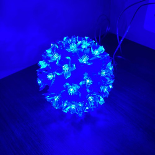 Globo Com 50 Lampadas Pisca Pisca Luz De Led Flor De Tomada Tam. Pequeno
