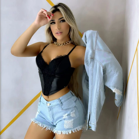 Jaqueta Feminina Jeans Destroyed Elegancia Descontruida