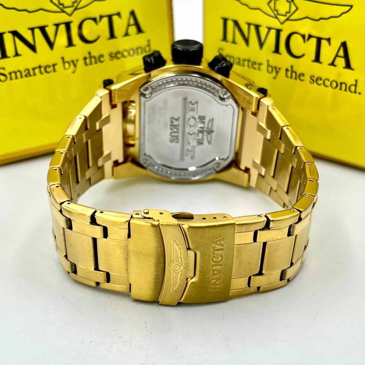 Invicta Magnum Funcional