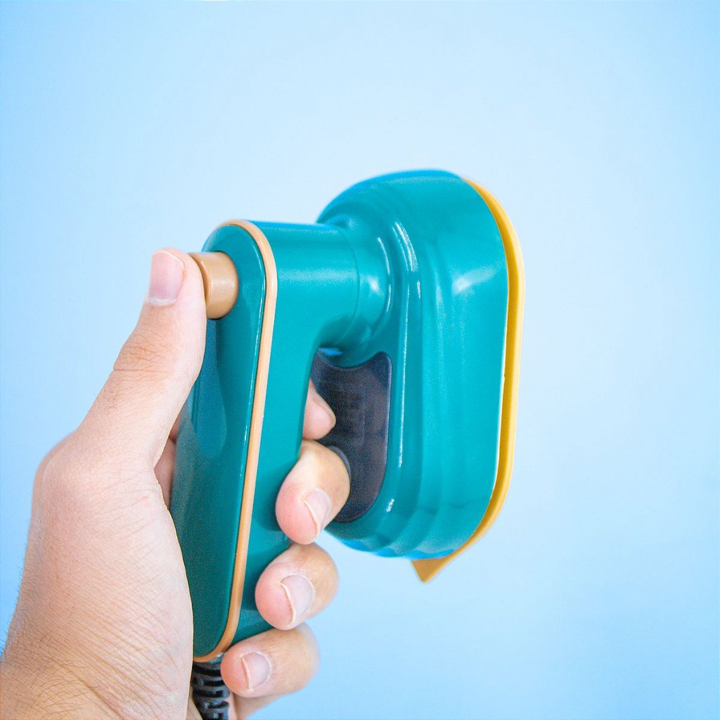 Mini Ferro De Passar Roupa Giratório Portátil A Vapor