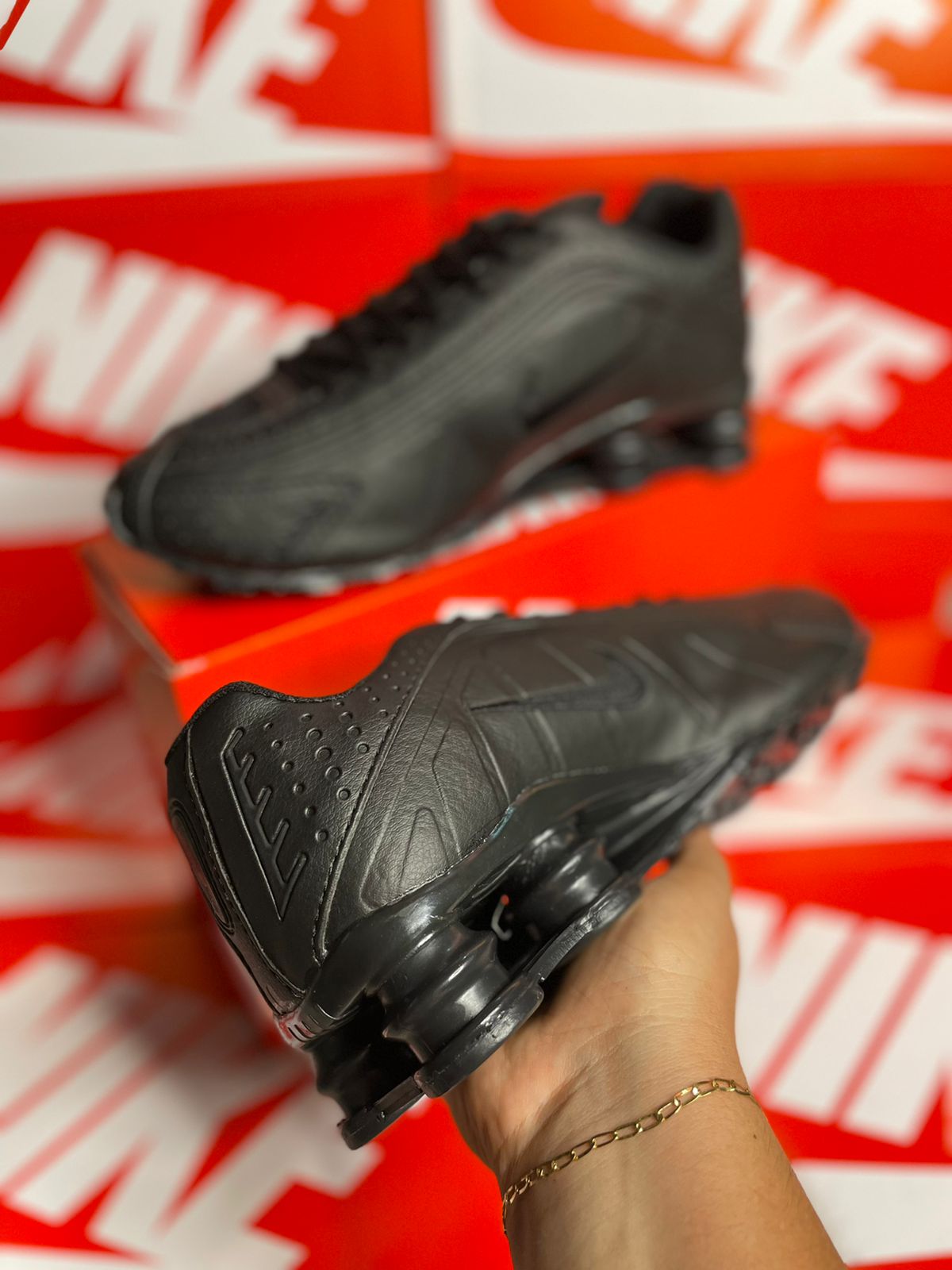 Tênis Shox R4 Masculino Nike Preto/Preto
