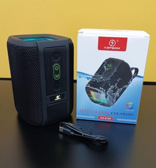 Caixa De Som Bluetooth Kapbom KA-8180 A Prova Dagua