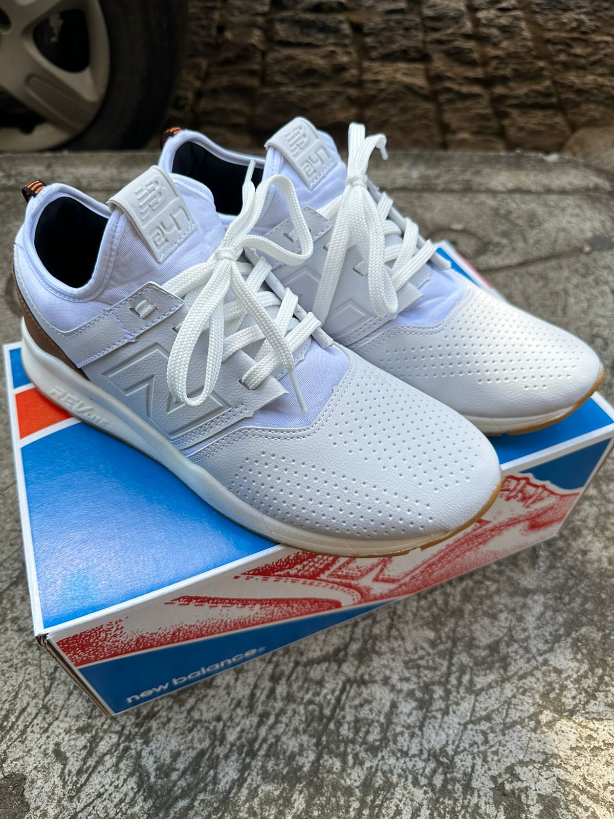 Tênis 247 LUXE Masculino New Balance Branco