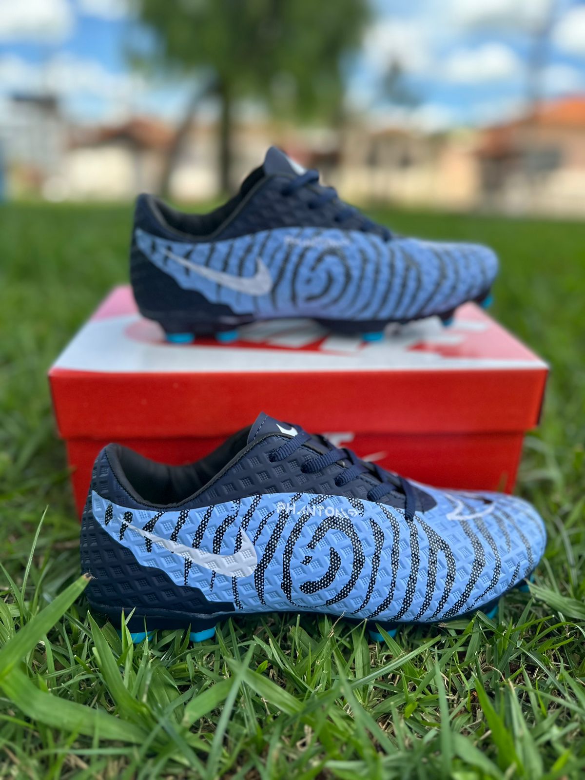 Chuteira Campo Phanton Masculino Nike Azul