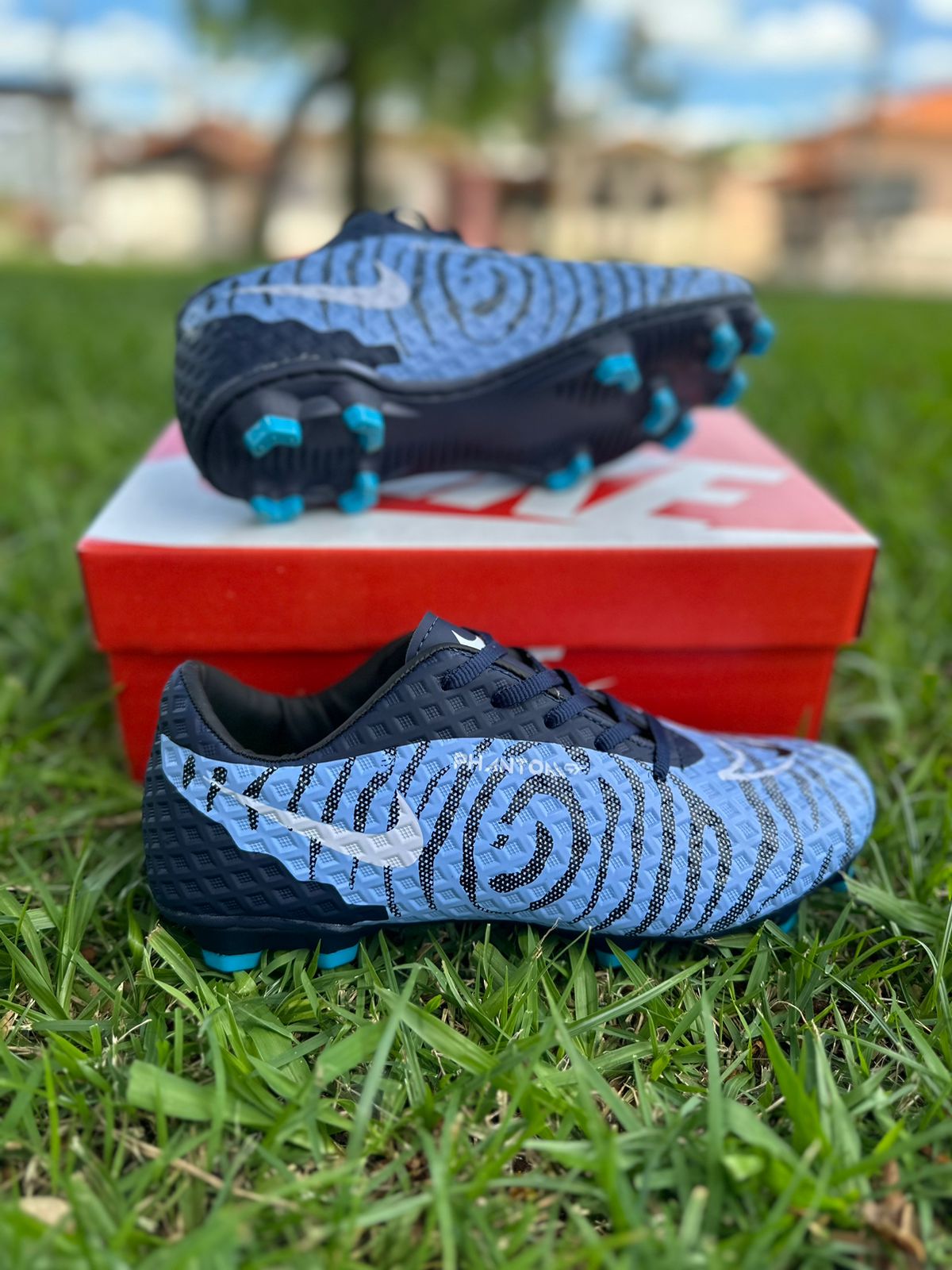 Chuteira Campo Phanton Masculino Nike Azul