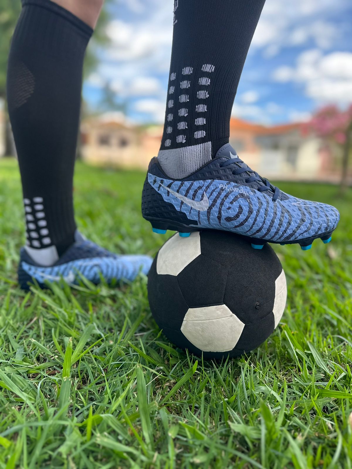 Chuteira Campo Phanton Masculino Nike Azul