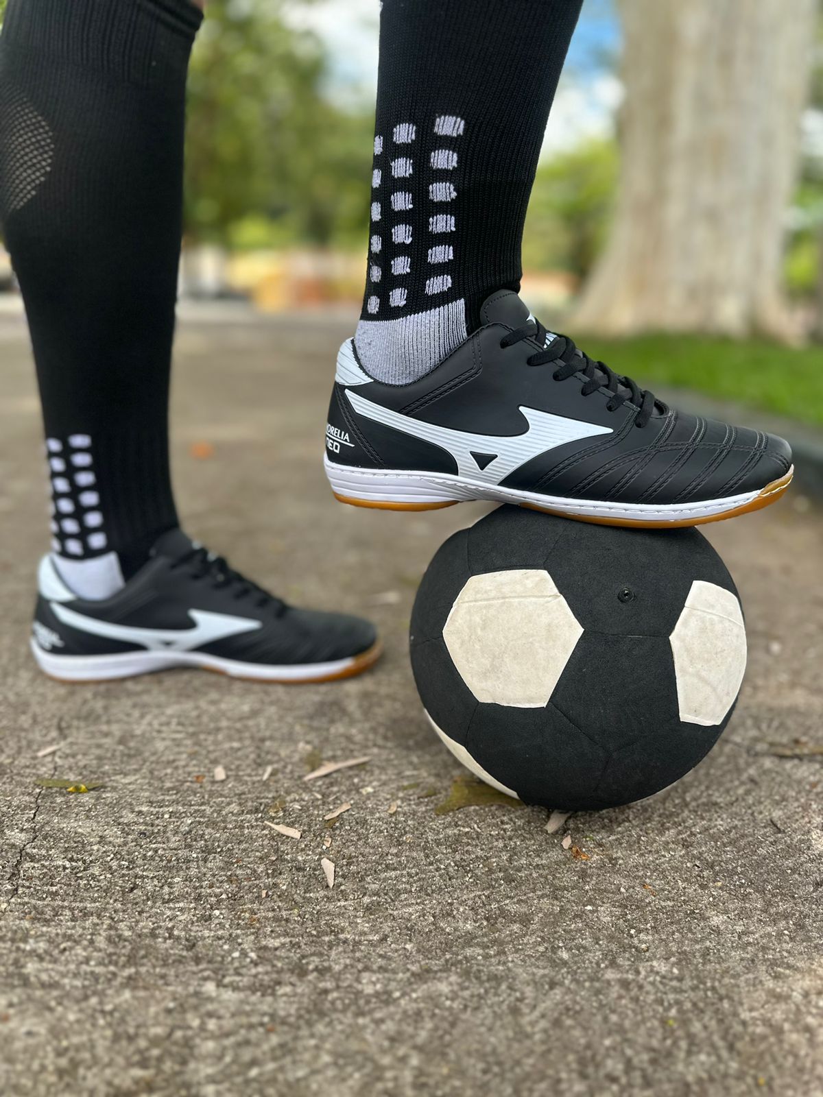 Chuteira Futsal Morelia Neo Masculino Mizuno Preto
