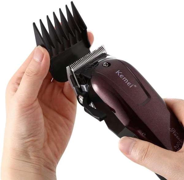 Máquina P/cabelo Bordô Kemei Pra Você Profissional Da Beleza