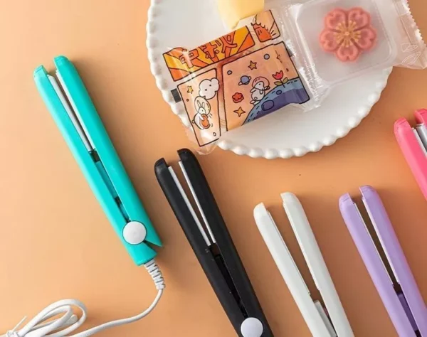 Mini Chapinha Prancha De Bolsa Portátil Cabelo Bivolt Cor Sortida